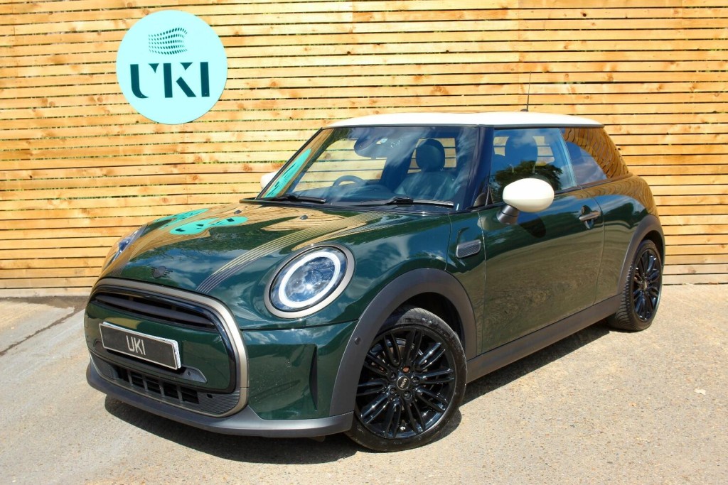 2022 MINI HATCH