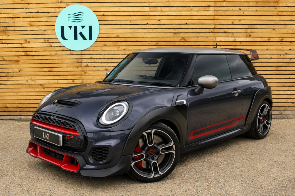 2020 MINI HATCH